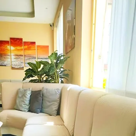 Otel Manuela